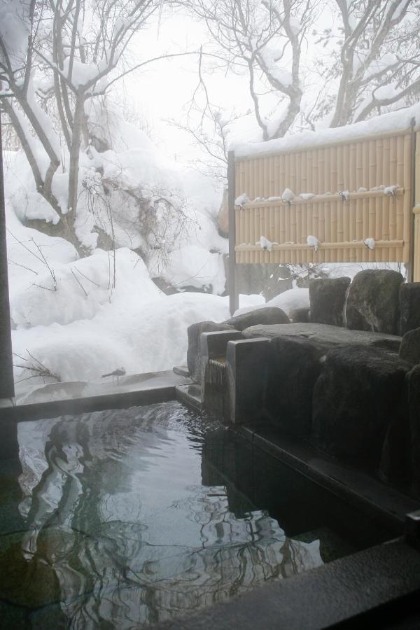 Ryokan Kutsuroginoya Yuu Takayama  Bagian luar foto